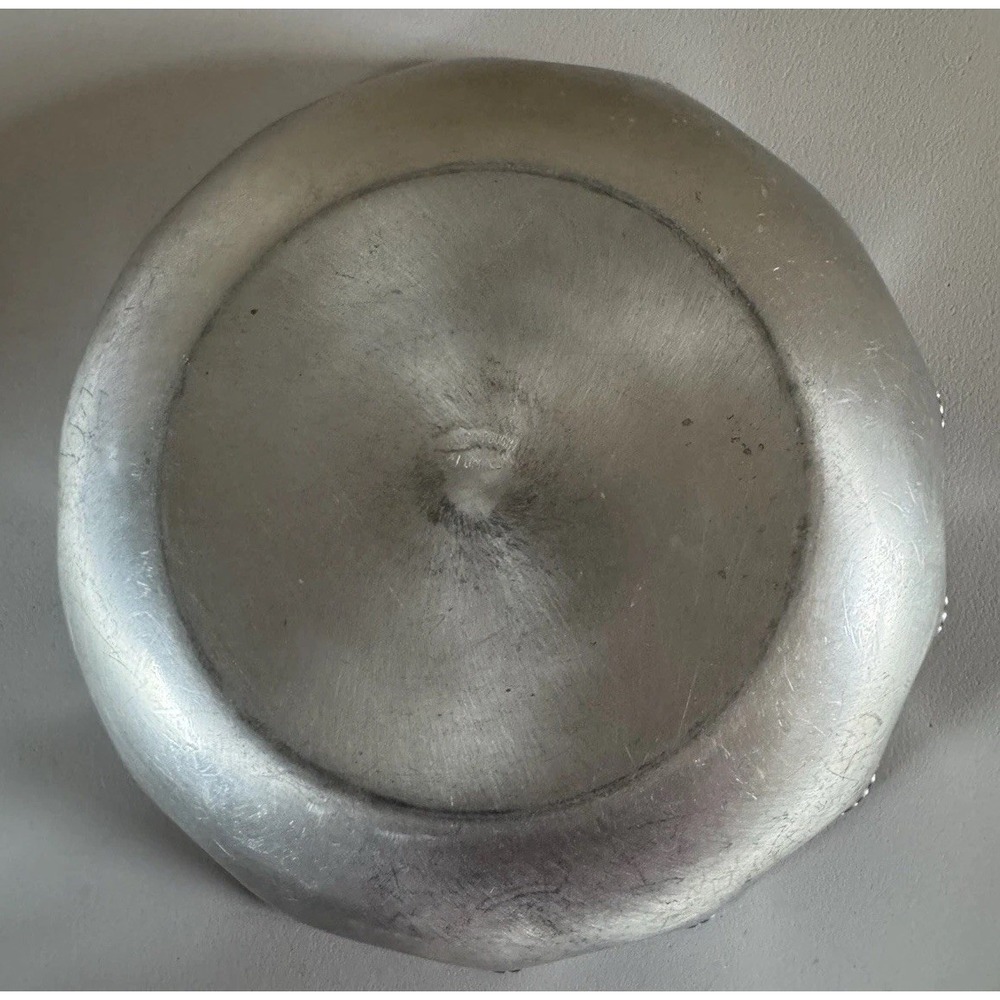 Vintage Hand Wrought Aluminum Floral Bowl Beaded Edge 8" MCM‎ Centerpiece - Picture 4 of 7